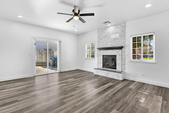 2632 Kimberly Drive, Madera, CA 93637