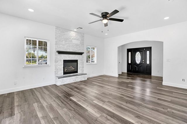 2632 Kimberly Drive, Madera, CA 93637