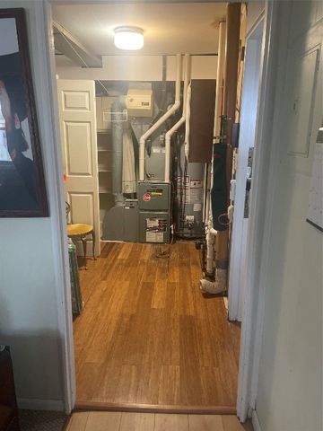 946 W 35 TH Street, Erie, PA 16508