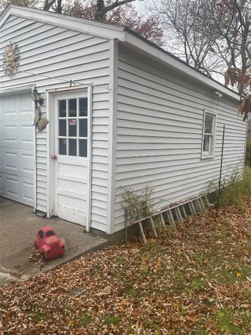 946 W 35 TH Street, Erie, PA 16508