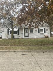 946 W 35 TH Street, Erie, PA 16508