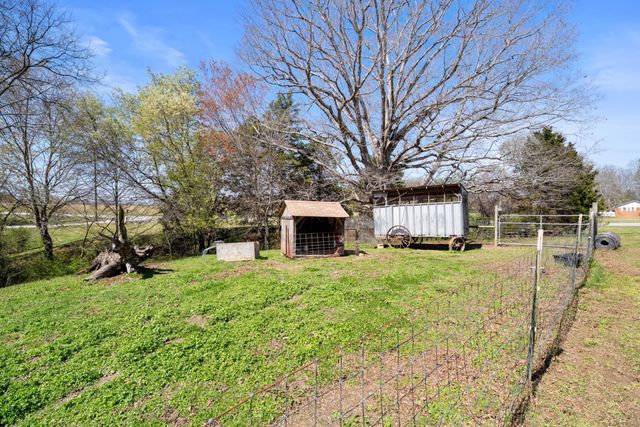 28 Old Eastbrook Road, Estill Springs, TN 37330