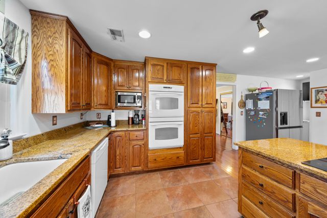 28 Old Eastbrook Road, Estill Springs, TN 37330
