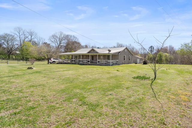 28 Old Eastbrook Road, Estill Springs, TN 37330