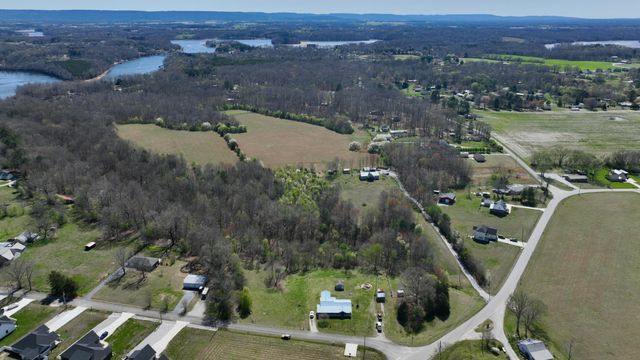 28 Old Eastbrook Road, Estill Springs, TN 37330