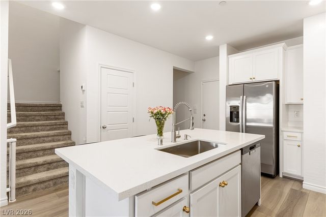 600 North Carriage Hill Drive 1020, Las Vegas, NV 89138