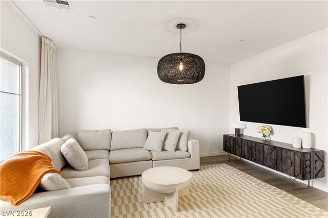 600 North Carriage Hill Drive 1020, Las Vegas, NV 89138