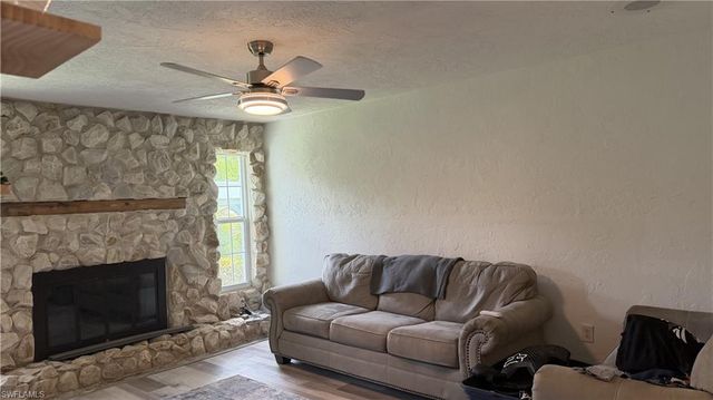 16941 Carolyn LN, North Fort Myers, FL 33917