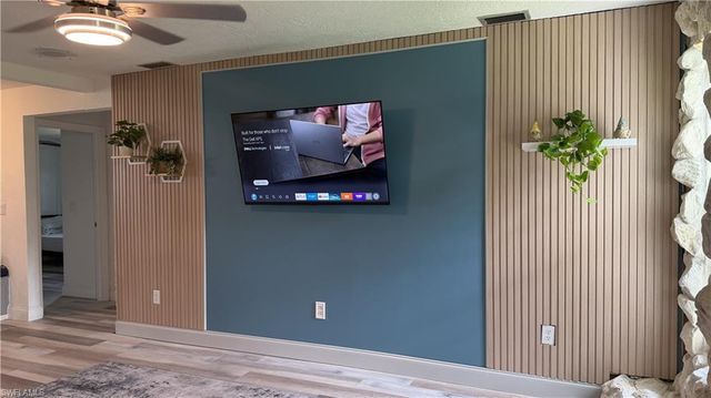16941 Carolyn LN, North Fort Myers, FL 33917
