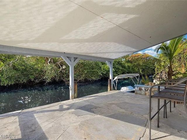16941 Carolyn LN, North Fort Myers, FL 33917