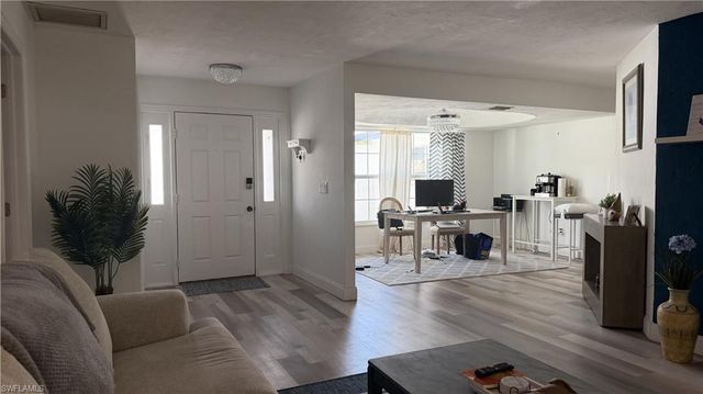 16941 Carolyn LN, North Fort Myers, FL 33917