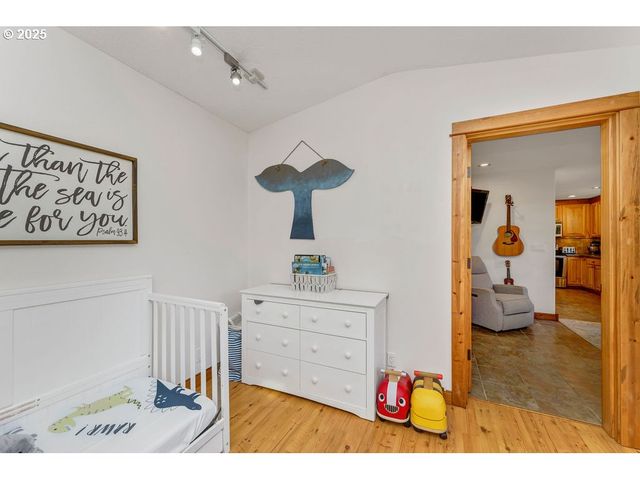 101 S Quadrant St, Rockaway Beach, OR 97136