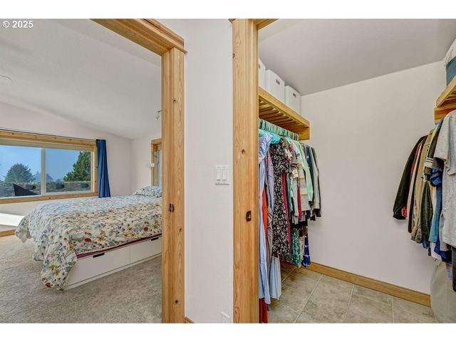 101 S Quadrant St, Rockaway Beach, OR 97136