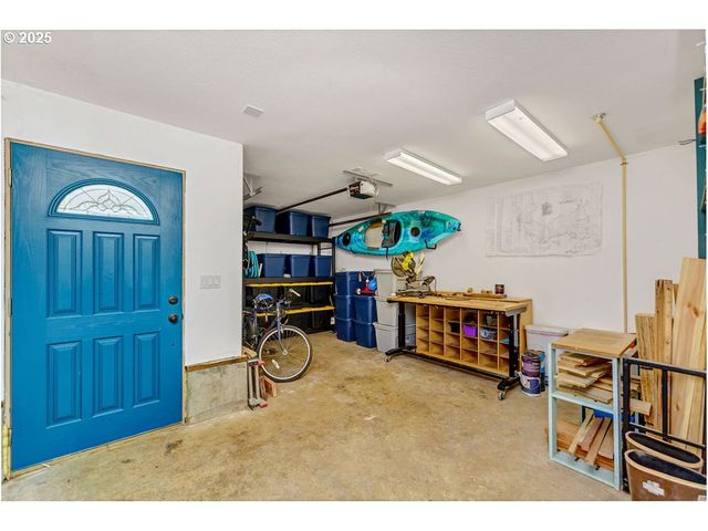 101 S Quadrant St, Rockaway Beach, OR 97136