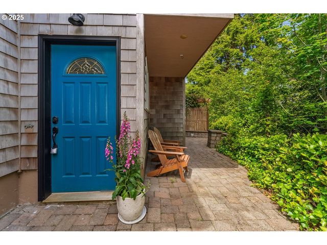 101 S Quadrant St, Rockaway Beach, OR 97136