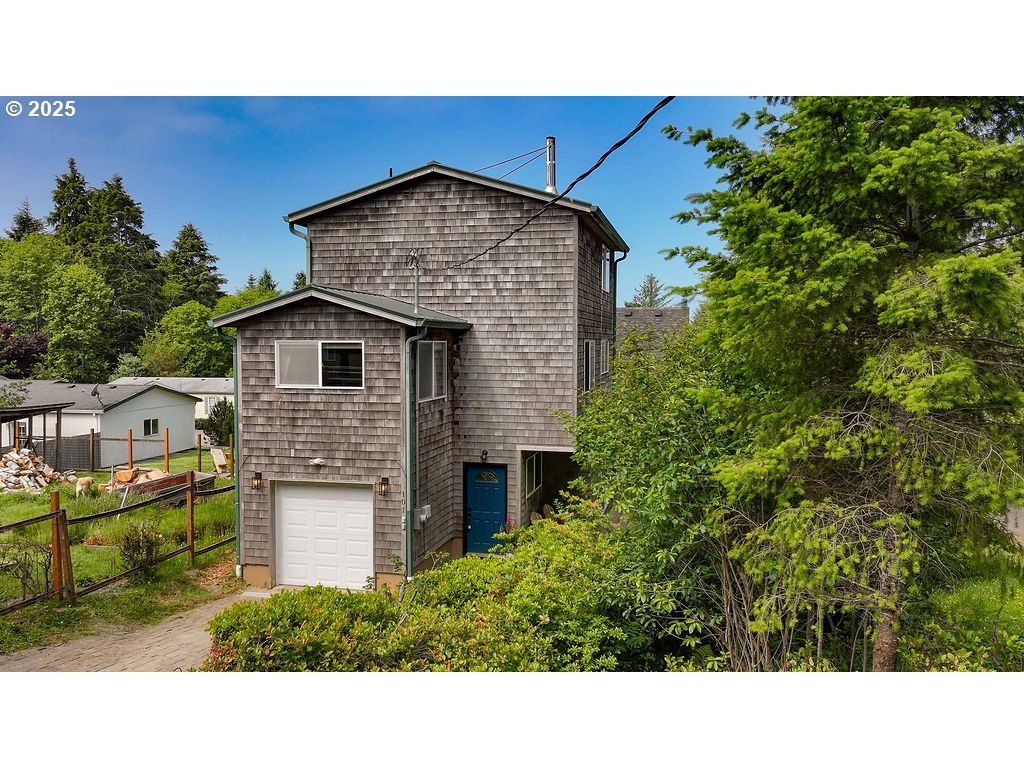 101 S Quadrant St, Rockaway Beach, OR 97136