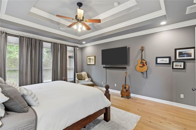 3601 W Legacy Lane, Rogers, AR 72758