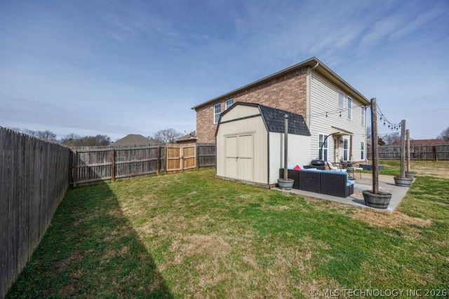 1904 Barnett Place, Bartlesville, OK 74006