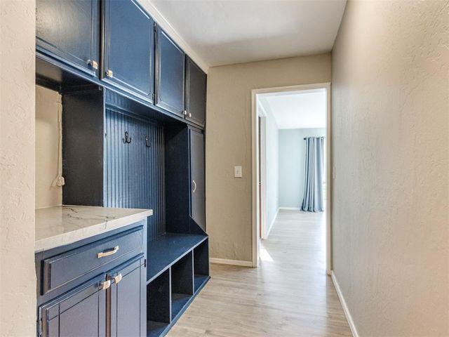1301 Pine Oak Circle, Edmond, OK 73034