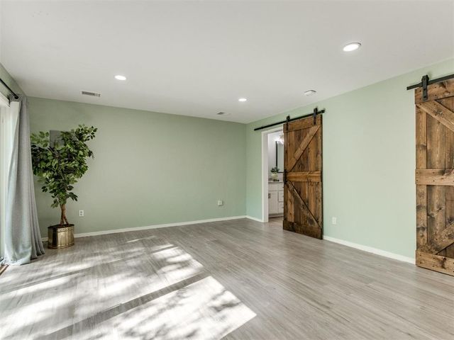 1301 Pine Oak Circle, Edmond, OK 73034