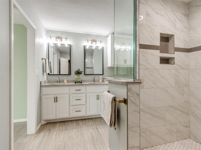 1301 Pine Oak Circle, Edmond, OK 73034