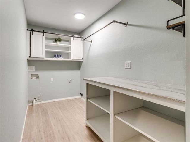 1301 Pine Oak Circle, Edmond, OK 73034