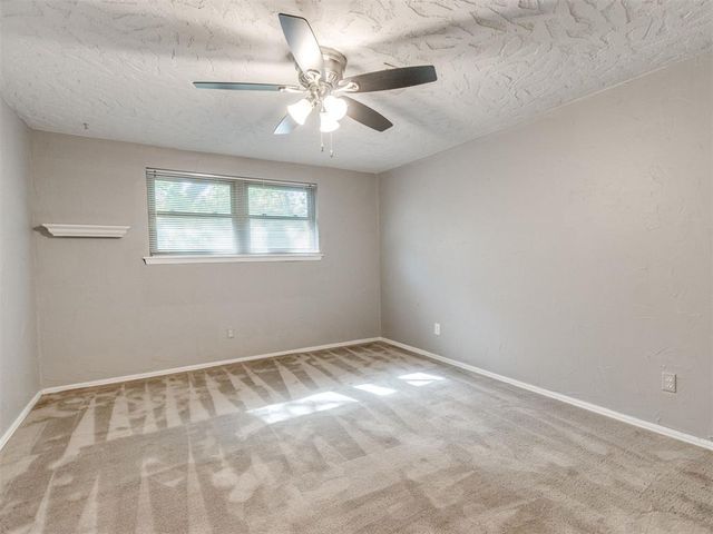 1301 Pine Oak Circle, Edmond, OK 73034
