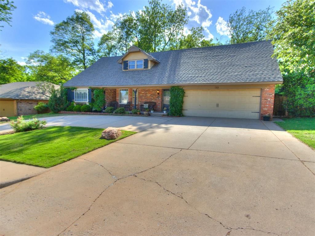 1301 Pine Oak Circle, Edmond, OK 73034