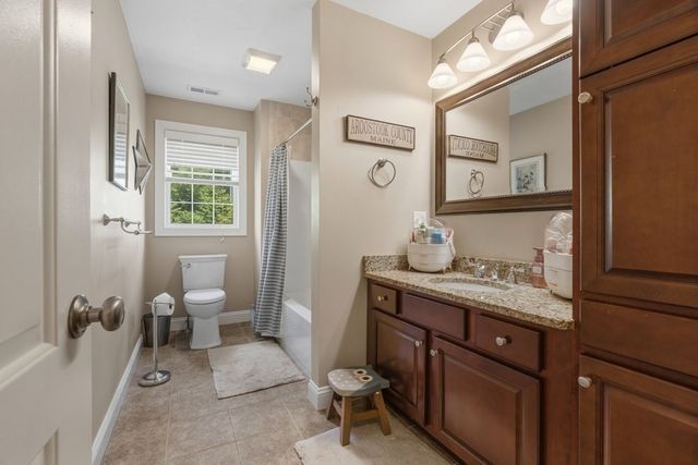 38 Woodley Ave, Boston, MA 02132