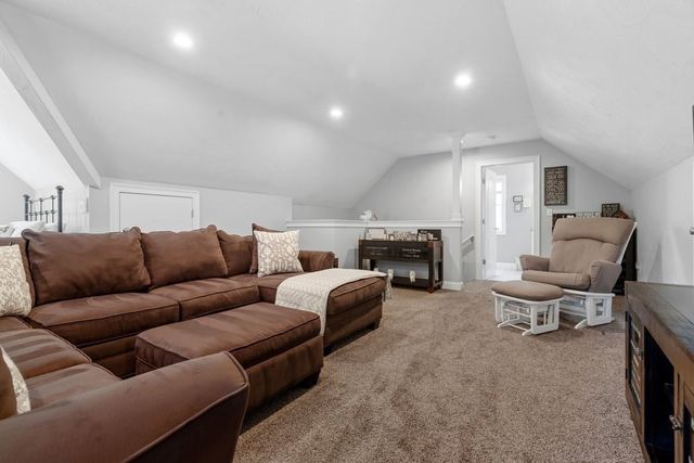 38 Woodley Ave, Boston, MA 02132