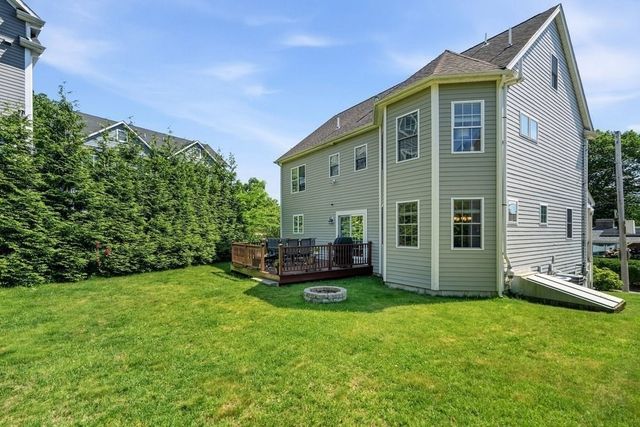 38 Woodley Ave, Boston, MA 02132