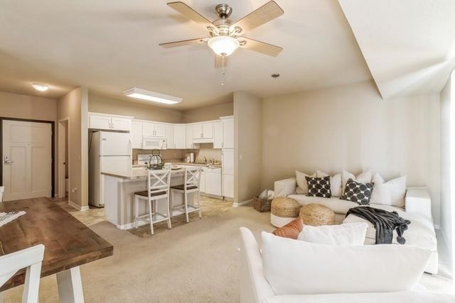 1370 SW Magazine Road 202, Ankeny, IA 50023