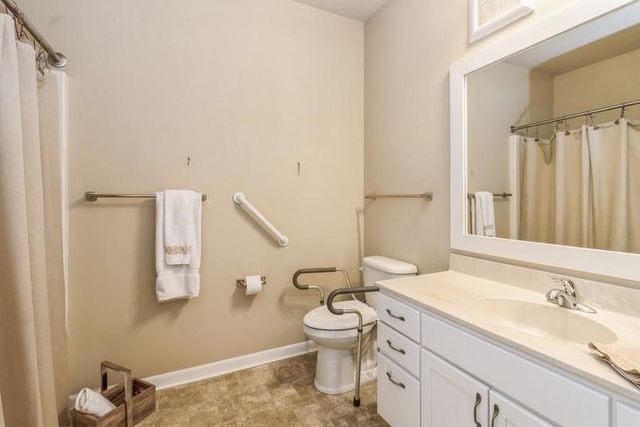 1370 SW Magazine Road 202, Ankeny, IA 50023