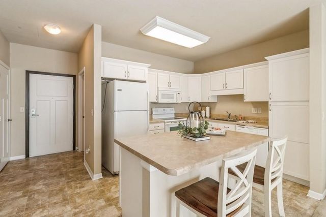 1370 SW Magazine Road 202, Ankeny, IA 50023