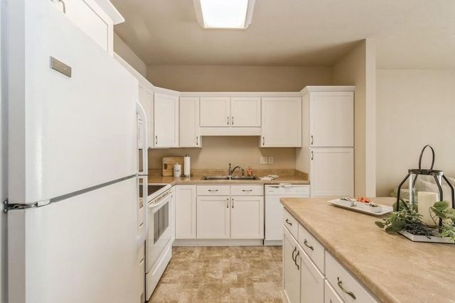 1370 SW Magazine Road 202, Ankeny, IA 50023