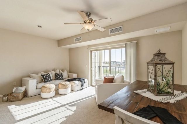 1370 SW Magazine Road 202, Ankeny, IA 50023