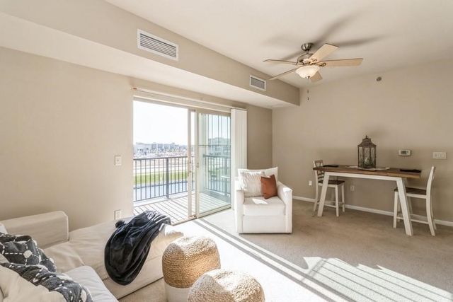 1370 SW Magazine Road 202, Ankeny, IA 50023