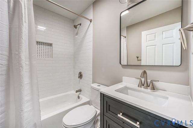5415 Bloomingdale Ave, Henrico, VA 23228
