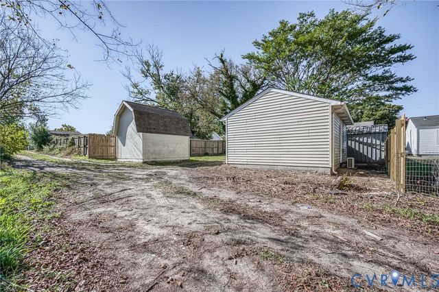 5415 Bloomingdale Ave, Henrico, VA 23228