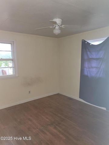 605 Doris Avenue, Jacksonville, NC 28540