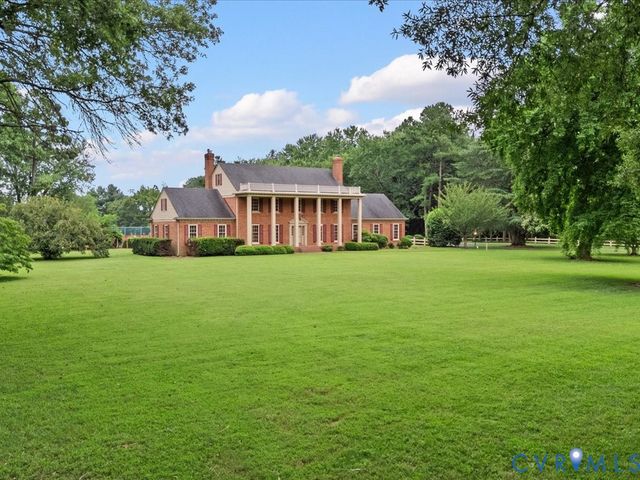 7350 Lexington Dr, Mechanicsville, VA 23111
