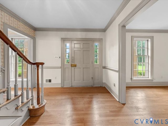 7350 Lexington Dr, Mechanicsville, VA 23111