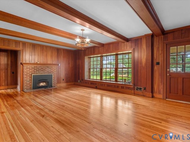 7350 Lexington Dr, Mechanicsville, VA 23111