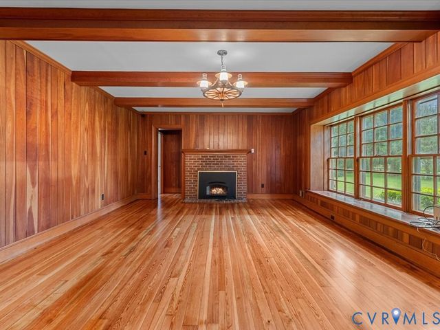 7350 Lexington Dr, Mechanicsville, VA 23111