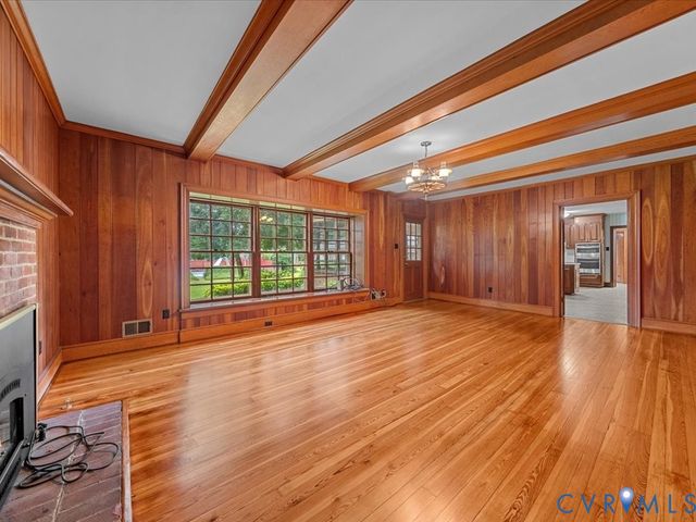 7350 Lexington Dr, Mechanicsville, VA 23111