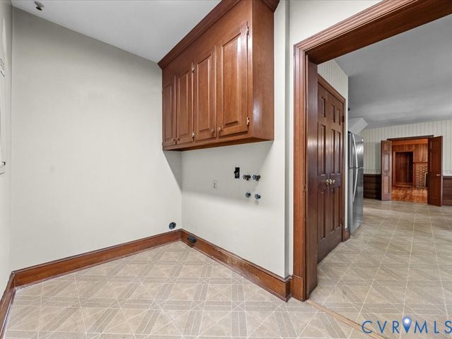 7350 Lexington Dr, Mechanicsville, VA 23111