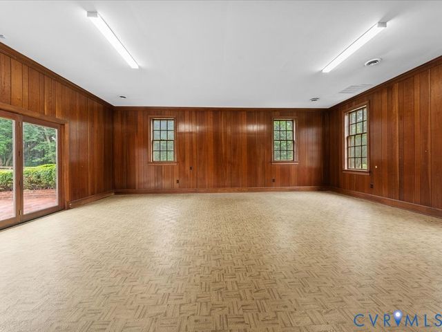 7350 Lexington Dr, Mechanicsville, VA 23111