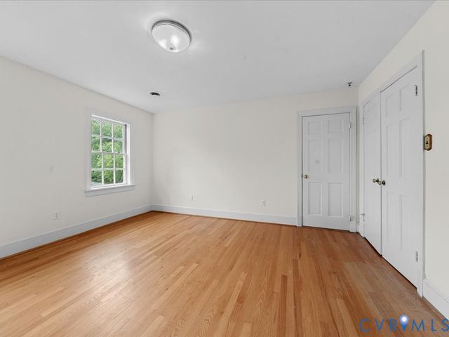 7350 Lexington Dr, Mechanicsville, VA 23111