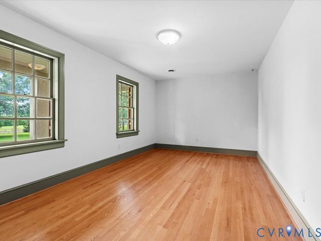 7350 Lexington Dr, Mechanicsville, VA 23111