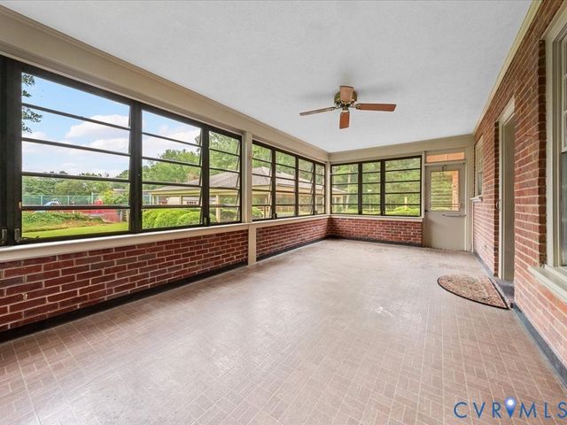 7350 Lexington Dr, Mechanicsville, VA 23111